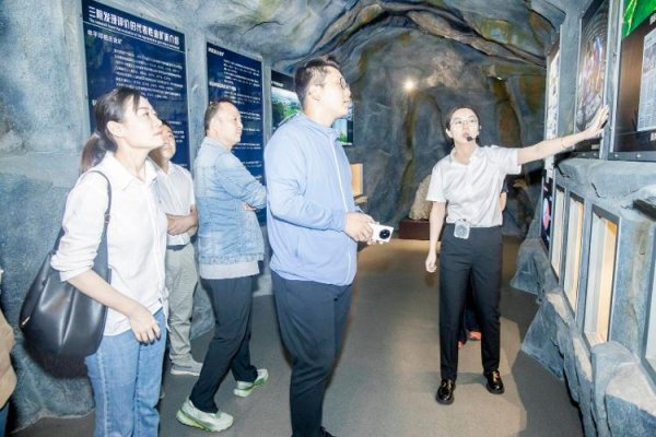 建宝优配 全国媒体记者聚焦山东省地矿局第三地质大队，共绘地质找矿新篇章